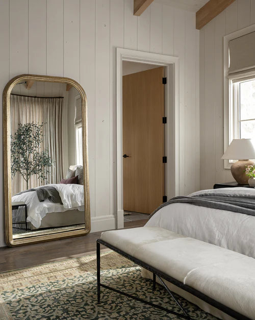 Giada Floor Mirror